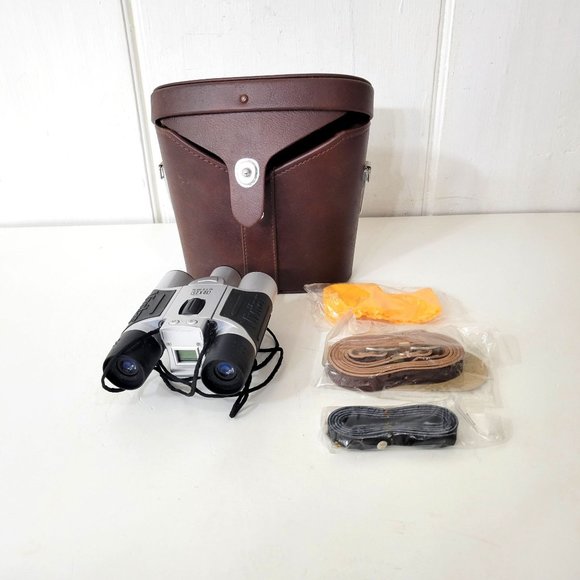 Vivitar 10 x 25 Binoculars with Case - Picture 5 of 10